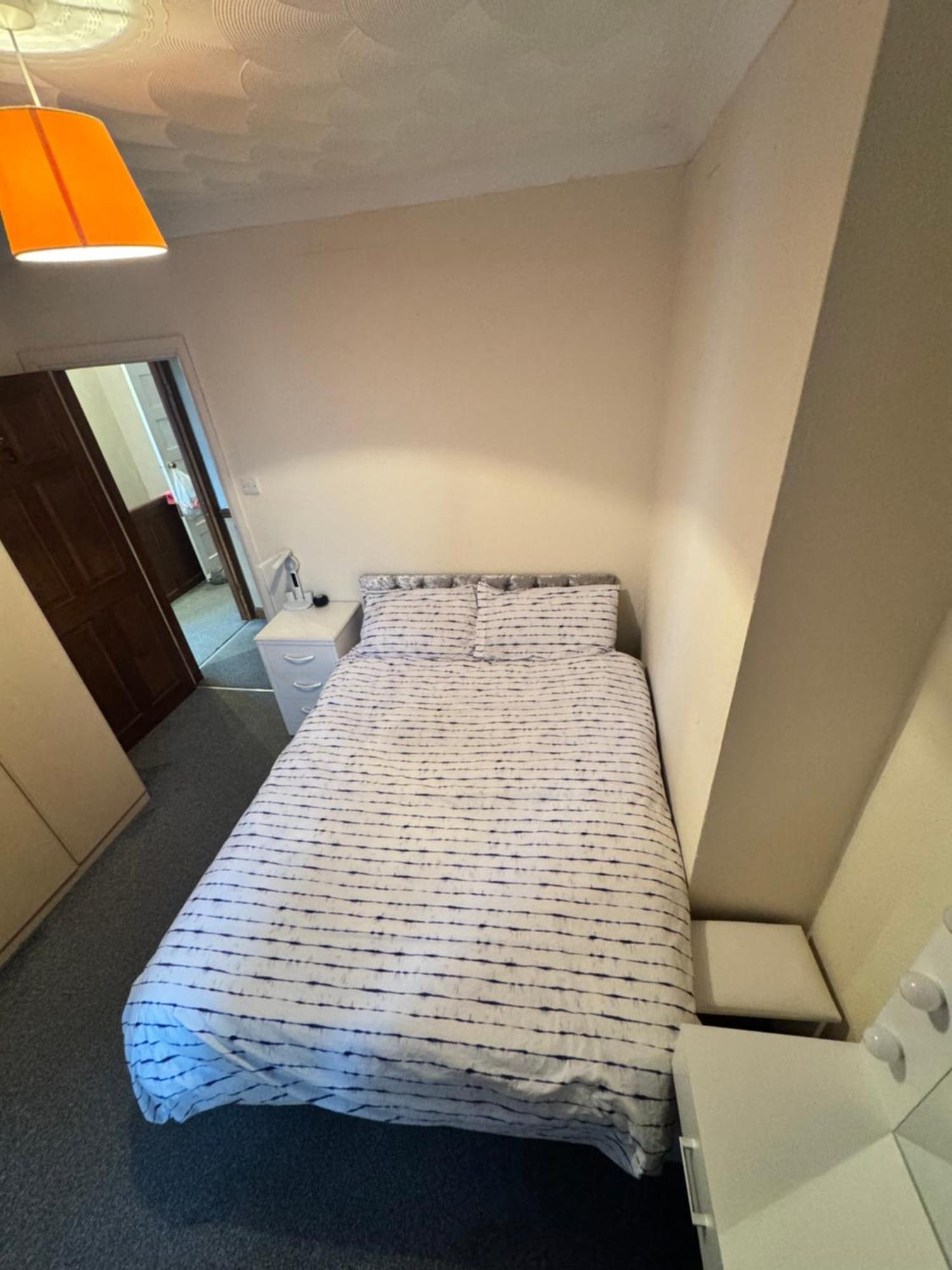 Jxb Homes - Lovely And Spacious Rooms Cliftonville Екстер'єр фото