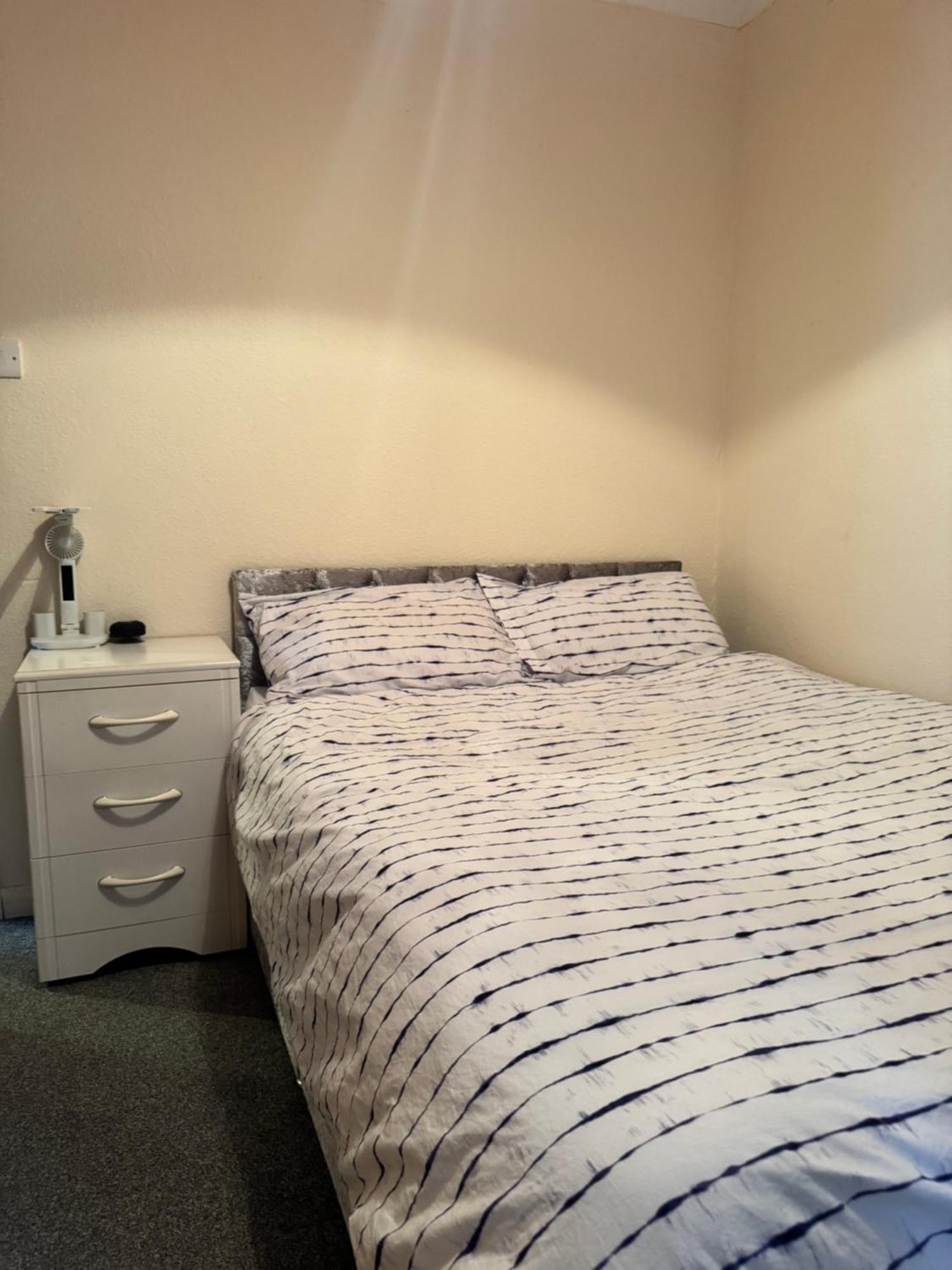 Jxb Homes - Lovely And Spacious Rooms Cliftonville Екстер'єр фото
